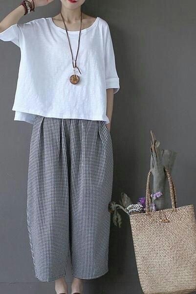 Mode Over 50, Áo Blu, Sewing Dress, Stil Boho, Linen Tshirts, Brown Jacket, 가을 패션, T Shirt Diy, Country Outfits