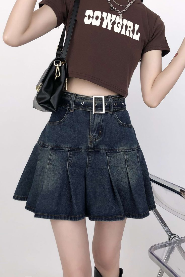 Denim Skirt With Belt, Denim Pleated Skirt, Street Jeans, Nature Dress, Stylish Skirts, Cute Pants, Urban Wear, Jeans Rock, Summer Fabrics