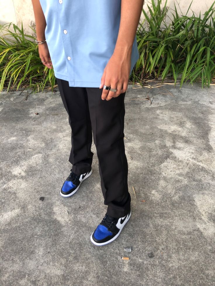 Blue Jordan 1 Outfit, Air Jordan 1 Royal Toe, Jordan 1 Outfit Men, Air Jordan Blue, Jordan 1 Royal, Jordan 1 Outfit, Blue Jordans, Blue Fits, Summer Fits