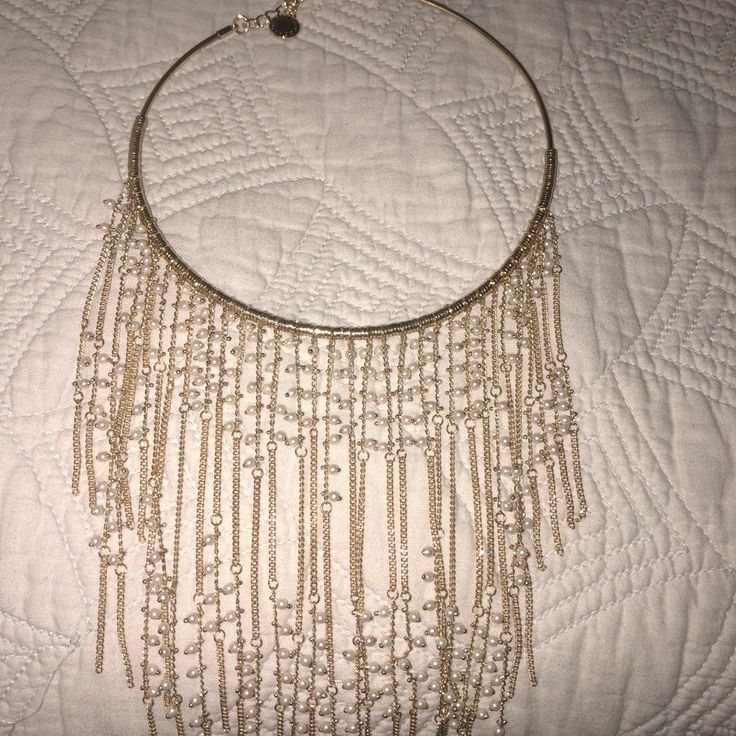 New Never Used. No Tags Gold-tone Beaded Party Jewelry, Chic Metal Chain Necklace For Evening, Elegant Metal Dangle Bib Necklaces, Elegant Metal Choker, Elegant Beaded Chain Jewelry, Evening Metal Jewelry With Beaded Chain, Chic Evening Jewelry With Beaded Chain, Chic Beaded Chain Jewelry For Evening, Elegant Dangle Bib Necklaces