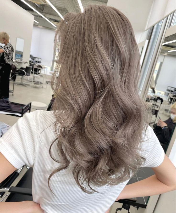 Mushrooms Brown Hair, Hair Color Mushroom Blonde, Ash Brown Hair Color With Money Piece, Hair Color Ideas Milk Tea, Frosty Brown Hair Color, Very Light Ash Brown Hair, Ash Mushroom Hair, Milk Tea Grey Brown Hair, Silver Ash Brown Hair