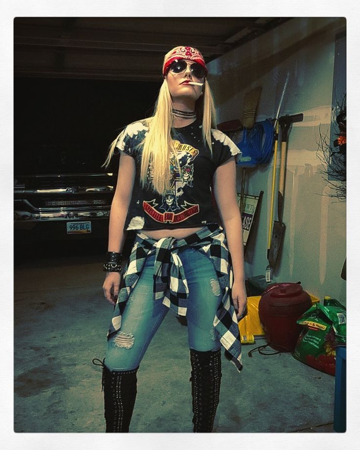 Axl Rose Halloween costume. Biker Babe Costume, Womens Rock Star Costume, Womens Rockstar Costume, Rock N Roll Costume Women, Glam Rock Costume, Axl Rose Costume Women, Motorcycle Gang Costume, Rock Outfits For Women 80s, Rock Star Costume Women