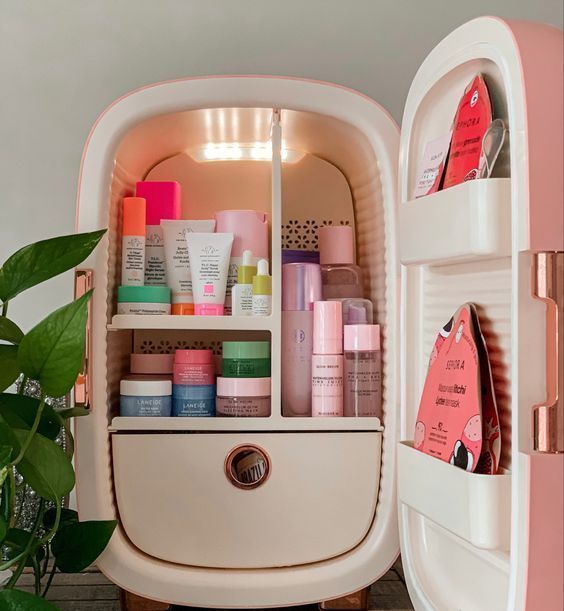 Skincare Stuff To Buy, Pink Mini Fridge, Sephora Skin Care, Skincare Inspiration, Skin Care Collection, Shower Skin Care, Skincare Essentials, Perfect Skin Care Routine, Skincare Organization