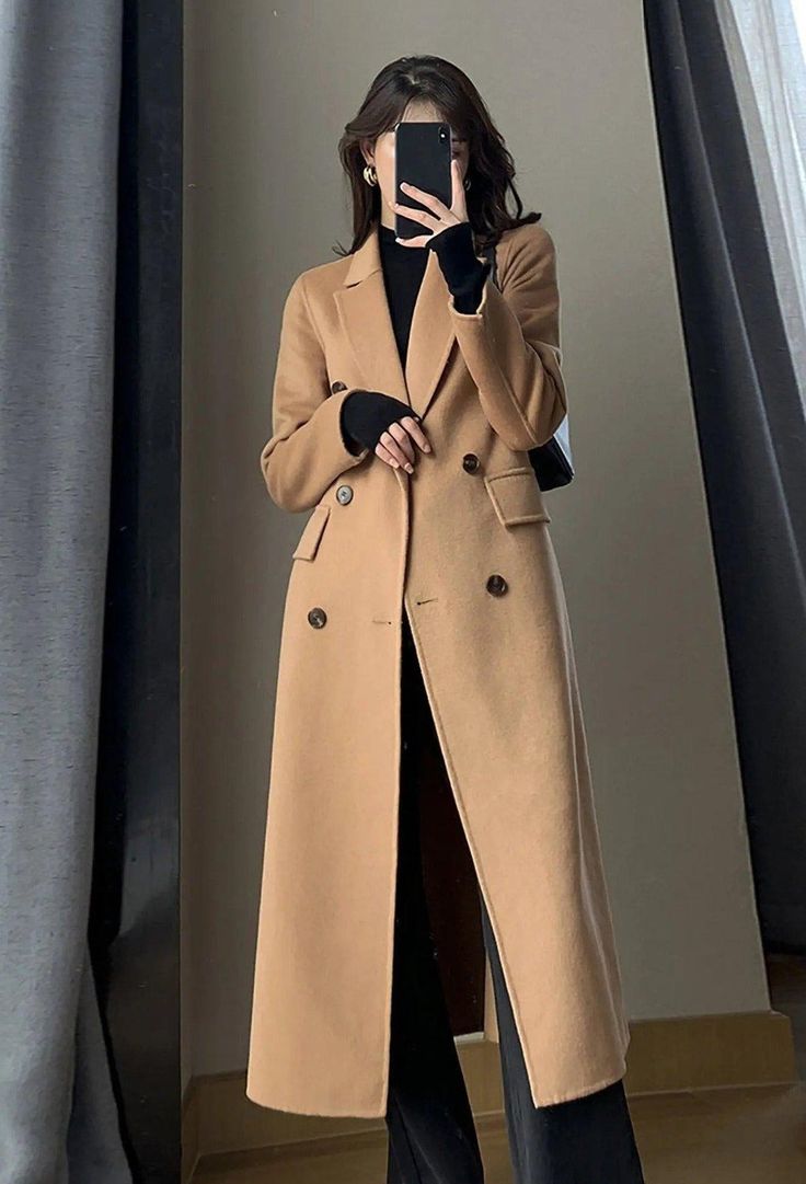 This luxurious double-face wool blend coat for women is the perfect choice for sophisticated and stylish individuals. It is fitted to perfection, and features a double-breasted cut and an elegant, long silhouette for a timelessly fashionable look. Long sleeves Notched lapels Front double-breasted button closure Front flap pockets 50% Wool, 50% polyester Machine wash, tumble dry Women's outerwear Item #3103131 Size info XS=US2=UK6=EU32 S=US4-6=UK8-10=EU34-36 M=US8-10=UK12-14=EU38-40 L=US12=UK16=E Long Trench Coat Women, Mantel Outfit, Trench Coats Women Long, Winter Trench, Coat Korean, Winter Outwear, Winter Trench Coat, Fitted Coat, Wool Coat Women