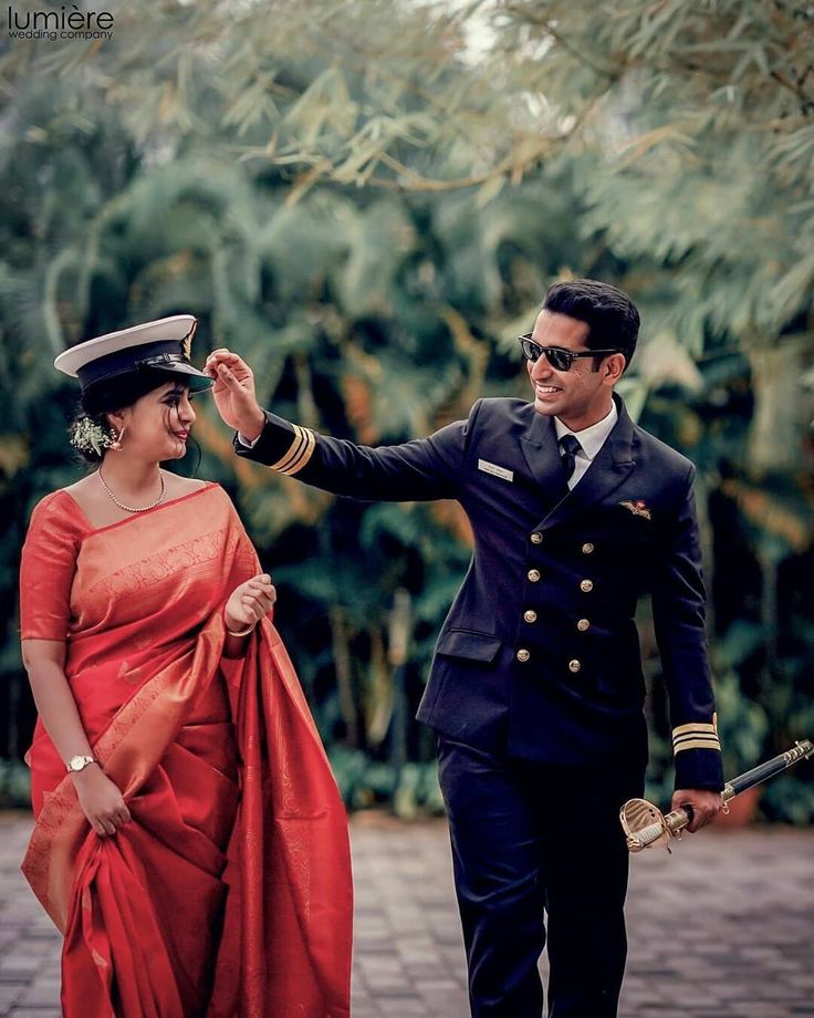 Navy Couple Pictures, Navy Couple, Army Wedding, Army Couple Pictures, Army Couple, Pre Wedding Shoot Ideas, Indian Navy, Military Wedding, Navy Wife