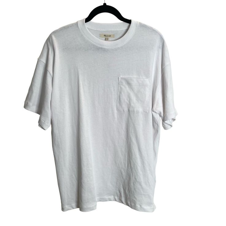 Madewell White Oversized Pocket Tee. T-Shirt Features Breast Pocket And Oversized Fit. Size Small Color: White Nwt Pit To Pit: 24 Inches Flat Shoulder To Hem: 28 Inches Long Sleeve: 5 Inches 100% Cotton Relaxed Everyday T-shirt With Drop Shoulder, Basic Tan Relaxed Fit Top, Tan Relaxed Fit Basic Top, White Relaxed Drop Shoulder Top, Relaxed White Drop Shoulder Top, Oversized Tan Cotton Tops, Everyday Summer Tan T-shirt, Oversized Relaxed Everyday Shirt, Oversized Simple White Top