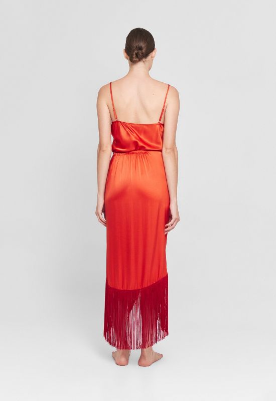 Matching top is sold separately Silk midi skirt Fringed details Twisted knot in the front Elastic waistband detail at the back. Silk Midi Skirt, Fringe Skirt, Twist Knot, Matching Top, The Back, Midi Skirt, Knot, Bridesmaid Dresses, Twist