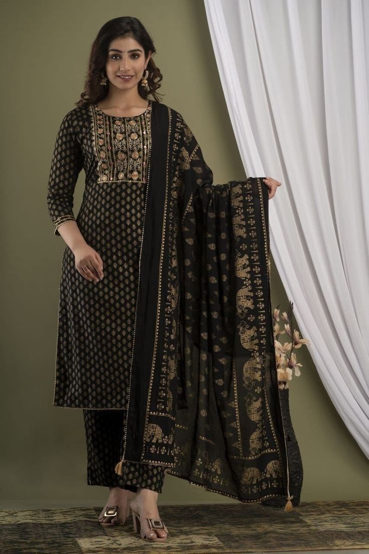 Designer Anarkali Suits, Partywear Dresses, Kurti Pant, Designer Anarkali, Kurtis With Pants, Printed Kurti, Heavy Embroidery, Dupatta Set, Special Dresses