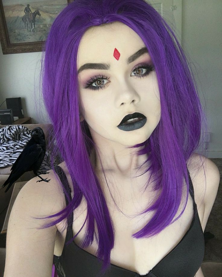 Raven Makeup Ideas, Raven Halloween Costume, L Cosplay, Raven Costume, Raven Halloween, Raven Teen Titans Go, Raven Cosplay, Black Red Hair, Bright Eye Makeup