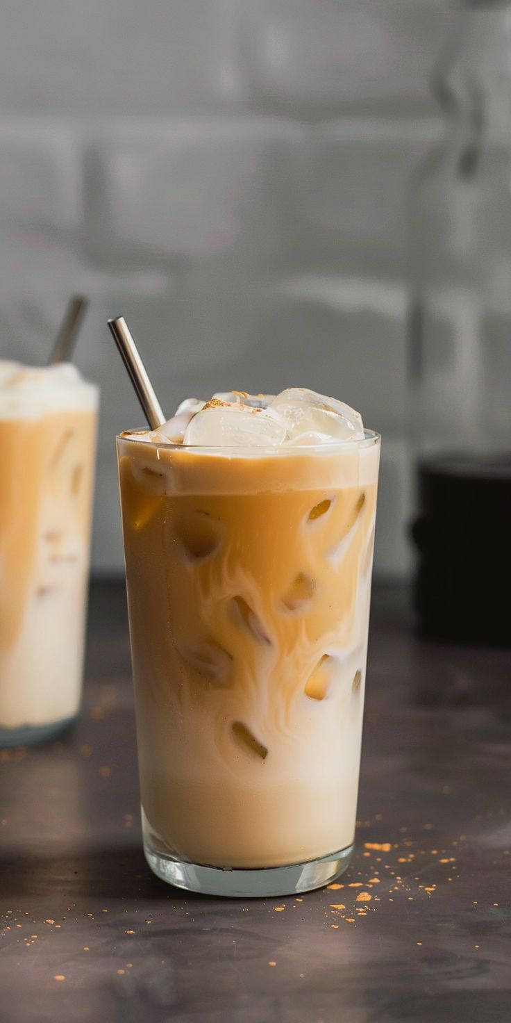 Iced Vanilla Almond Milk Latte [5 Minutes] - Chasety Milky Coffee, Brown Drink Aesthetic, Iced Milk Coffee, Italian Iced Coffee, Coffee Vanilla, Ice Late, Coffee Ice, Almond Coffee, Coffee With Milk