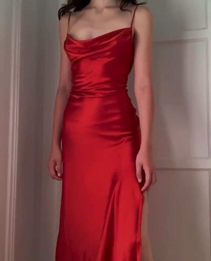 Prom Dress Jewelry, Best Formal Dresses, The Spanish Love Deception, Spanish Love Deception, Silk Prom Dress, Ethereal Dress, Sleek Dress, V Dress, Red Dress Outfit