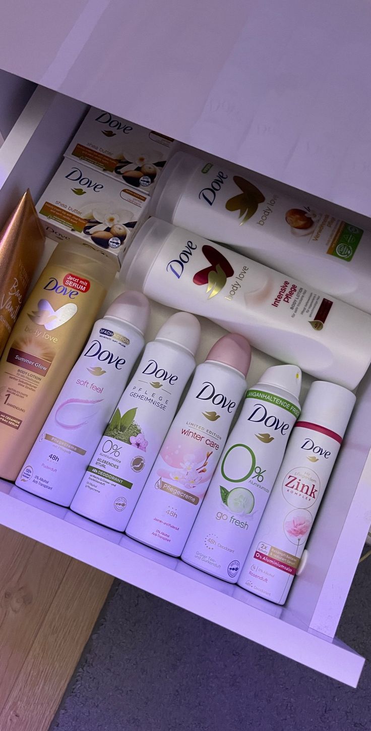 Hair Care Drawer, Koleksi Parfum, Vanity Drawers, Body Hygiene, Shower Skin Care, Pretty Skin Care, روتين العناية بالبشرة, Pretty Skin, Bath And Body Care