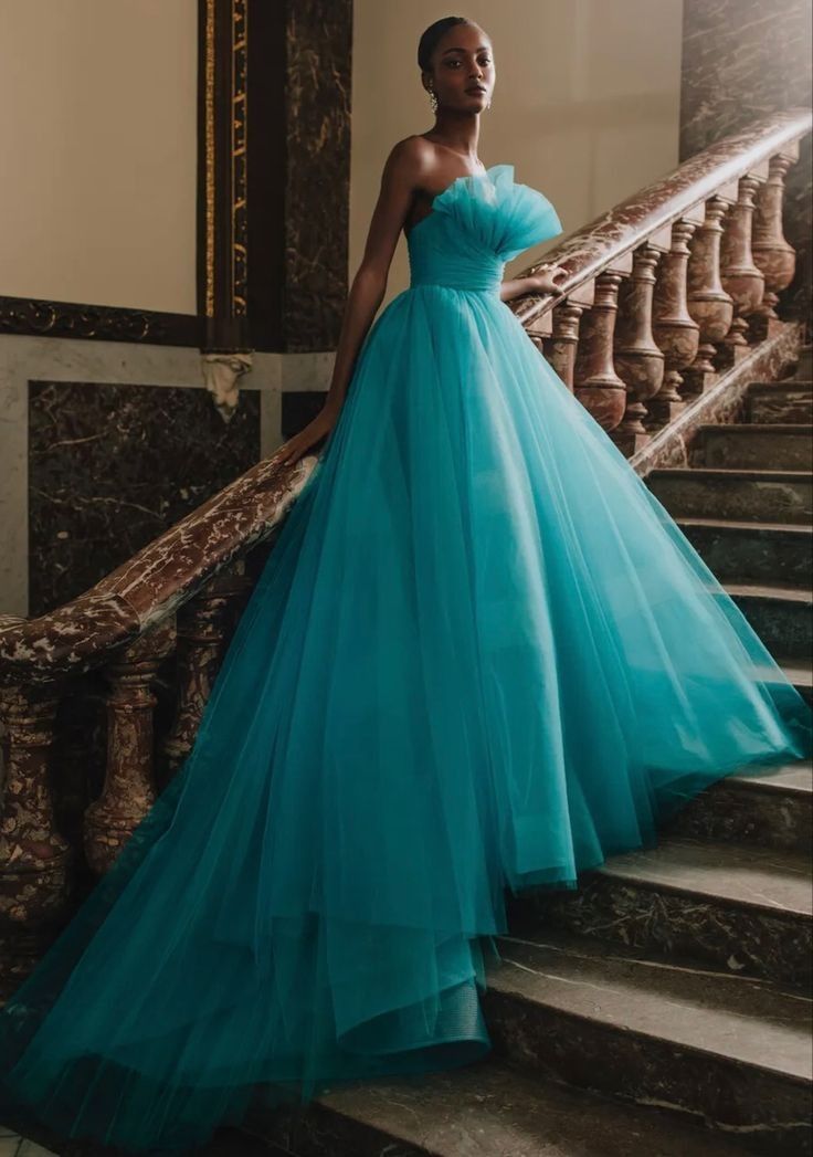 Tulle Balls, Ball Skirt, Ball Gown Skirt, Tulle Ball Gown, Column Dress, Monique Lhuillier, Fall 2022, Fancy Dresses, Bridal Collection