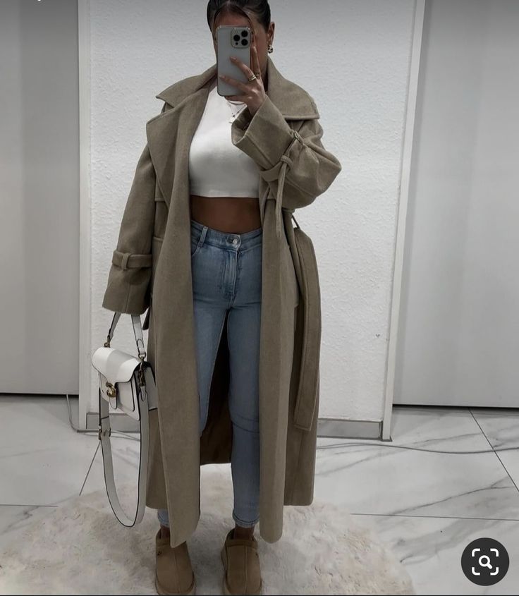 Outfit Ideas Hiver, Winter Trench Coat Outfit, Outfit Trench, Mantel Outfit, Chique Outfit, Instagram Baddie, Classy Winter Outfits, Mode Zara, Winter Fashion Outfits Casual