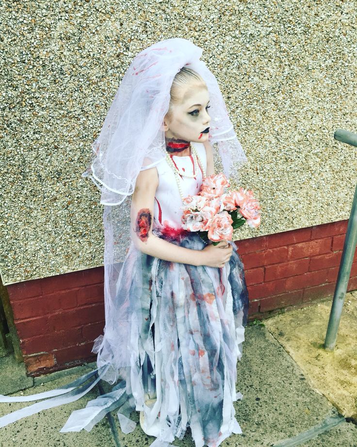 Miley Kids zombie bride Halloween costume Zombie Bride Makeup Kids, Zombie Bride Costume Diy, Zombie Bride Halloween Costume, Girl Zombie Costume, Zombie Costume Kids, Bride Halloween Costume, Dead Bride Costume, Zombie Bride Costume, Halloween Bride Costumes