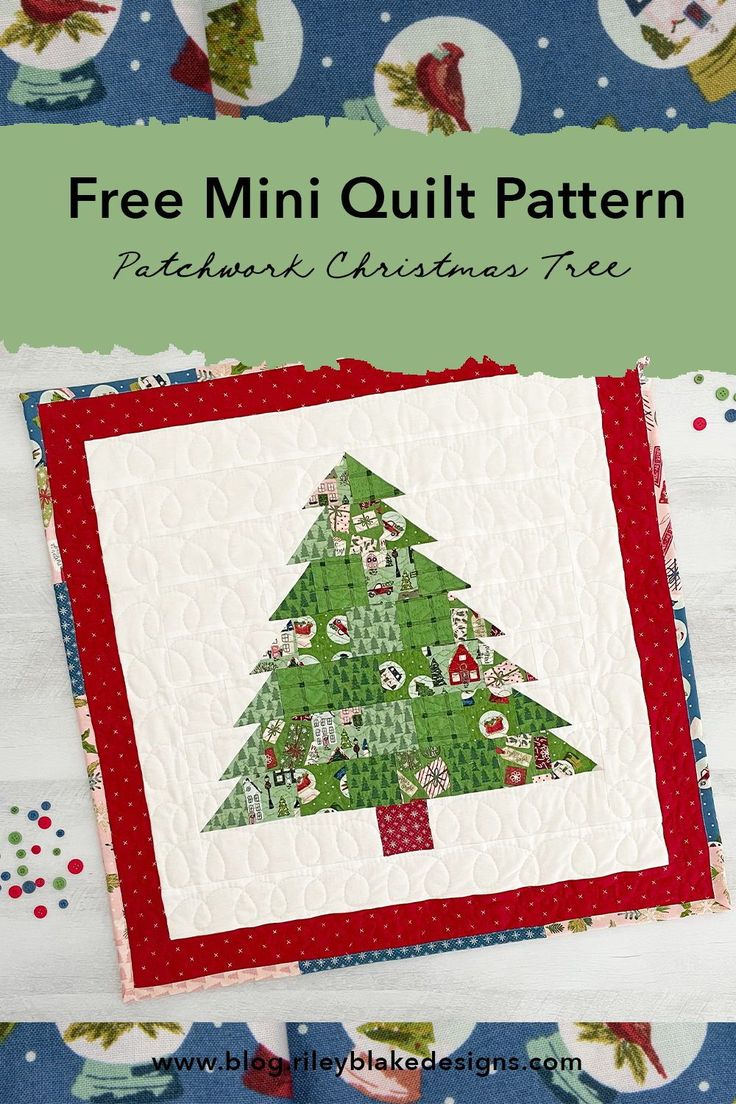 a quilted christmas tree with the words free mini quilt pattern in front of it