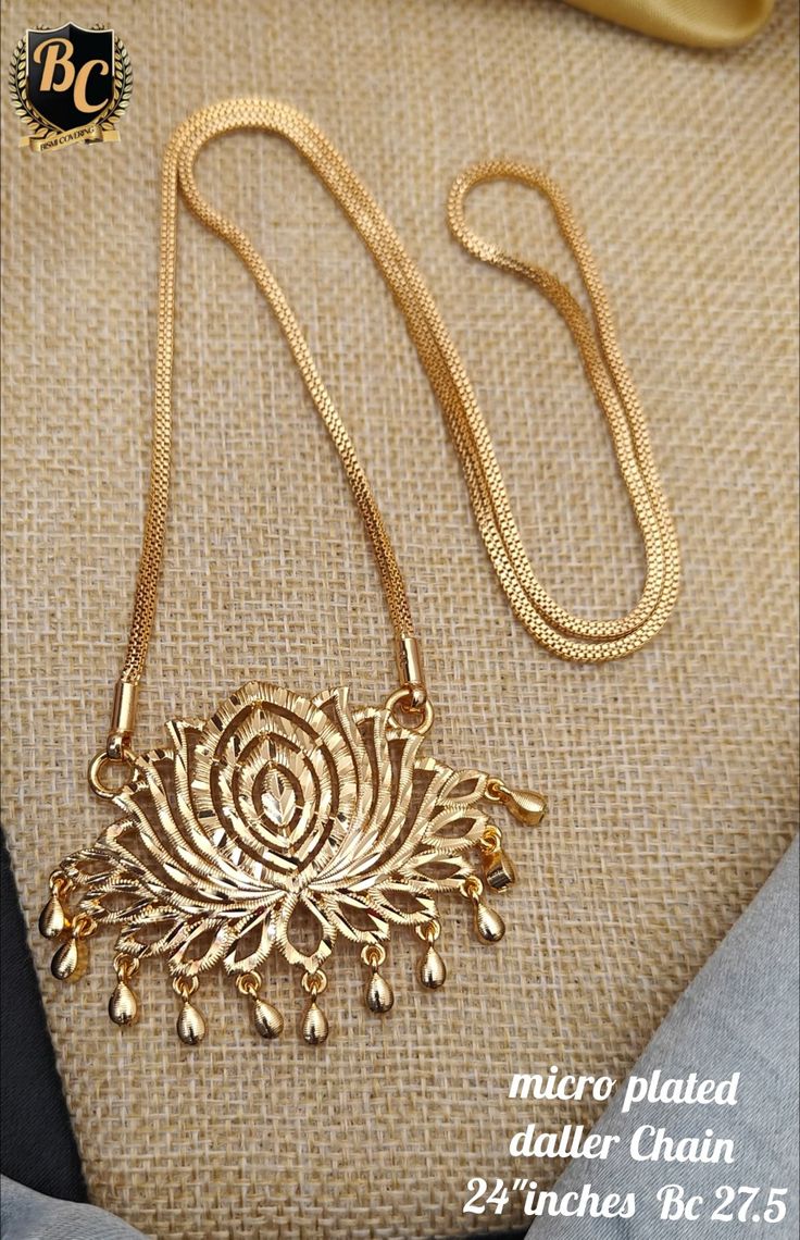 Dollars For Gold Chain, Gold Dollars For Chains, Long Gold Chain Designs For Women, Lockets Gold Indian For Women, Golden Necklace Design, Gold Necklace Set Simple, Dollar Chain, Fashion Jewelry Necklaces Gold, Unique Gold Jewelry Designs