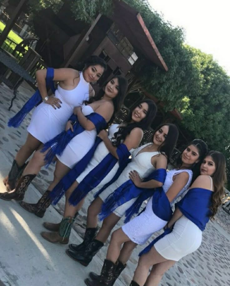 Royal Blue Damas Dresses, Chambalans Outfits Quince Royal Blue, Dama Blue Dresses, Damas Blue Dresses, Dama Outfits Quinceanera Red, Damas Outfits Quinceanera Royal Blue, Royal Blue Quince Dresses With Butterflies, Blue Quince Dama Dresses, Royal Blue Baile Sorpresa Outfit