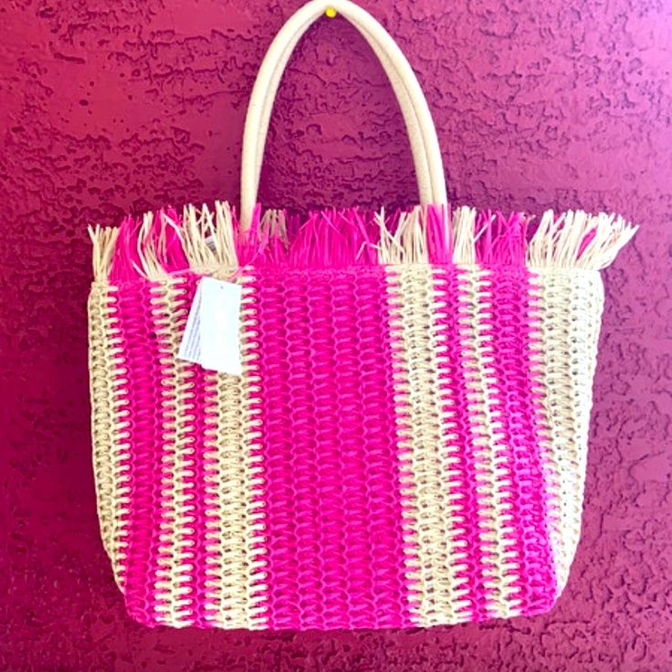 Cee Klein|| New York Straw Tote Bag . Nwt Chic Pink Beach Bag For Daily Use, Chic Pink Beach Bag For Summer, Pink Chic Beach Bag, Chic Pink Beach Bag, Pink Chic Beach Bag For Vacation, Casual Pink Shoulder Bag For Shopping, Pink Summer Beach Bag With Braided Handles, Pink Double Handle Beach Bag For Spring, Pink Straw Bag For Summer Shopping