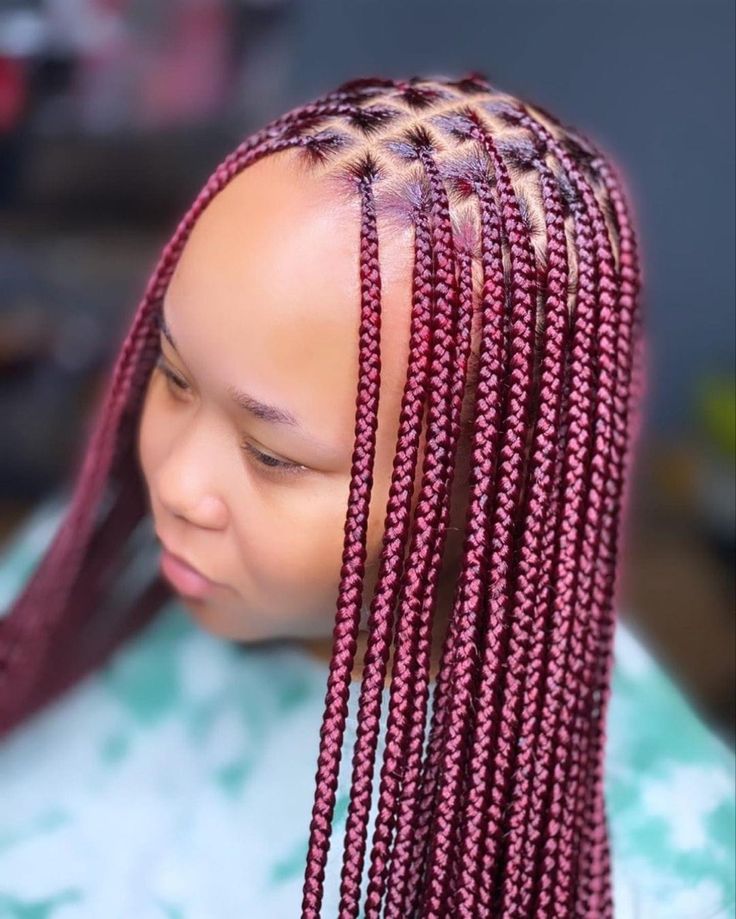 Hairstyles For December Braids, Wine Red Braids For Black Women, Wine Red Box Braids, Wine Braids For Black Women, Wine Knotless Braids, Wine Braids Hairstyles, Maroon Braids, Red Braids For Black Women, Burgundy Braids