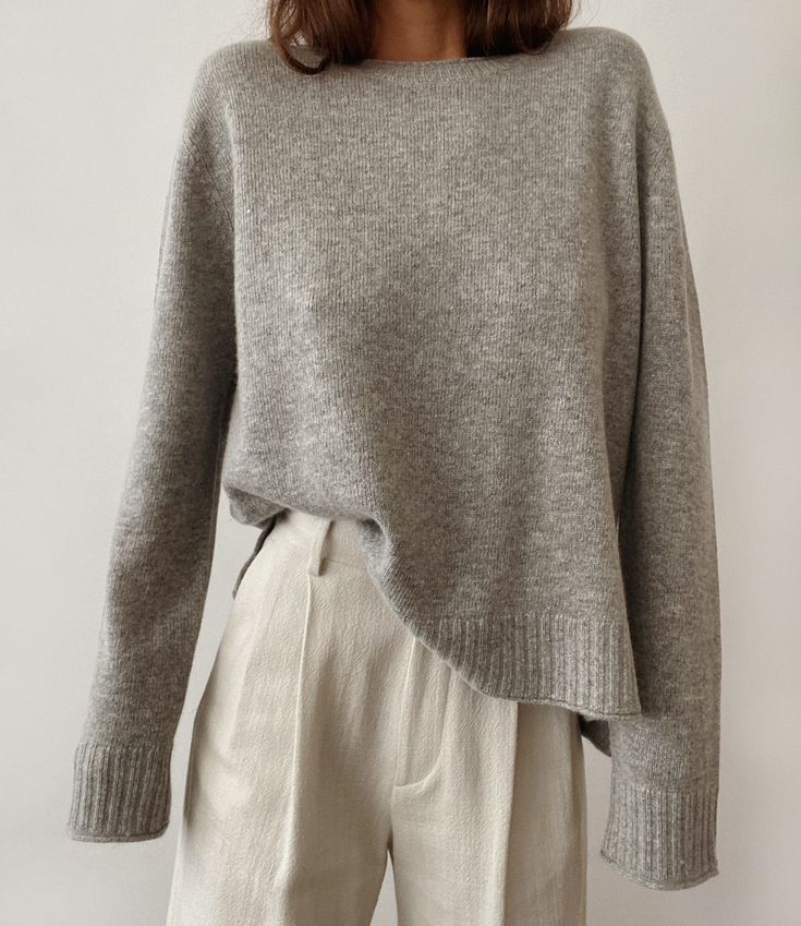 Everyday Sweater Gray Crewneck Sweater Outfit, Grey Sweater Outfit Aesthetic, Grey Cashmere Sweater Outfit, Light Gray Sweater Outfit, Light Grey Sweater Outfit, Gray Sweater Outfit, Cashmere Sweater Outfit, Coastal Winter, Crew Neck Sweater Outfit