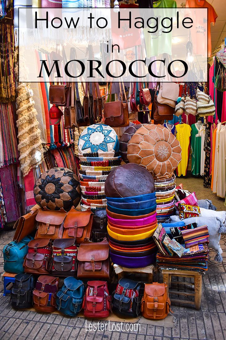 what to buy in morocco with text overlaying the image and colorful handbags