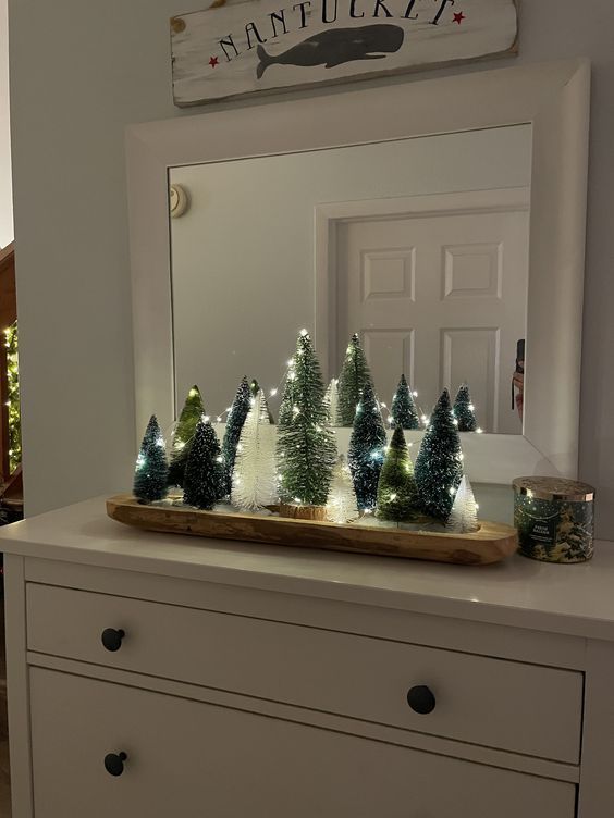 christmas decor ideas Classroom Christmas, Christmas Apartment, Christmas Decor Inspiration, Christmas Themes Decorations, Christmas Inspo, Christmas Wonderland, Christmas Room, Merry Little Christmas, Christmas Decor Ideas