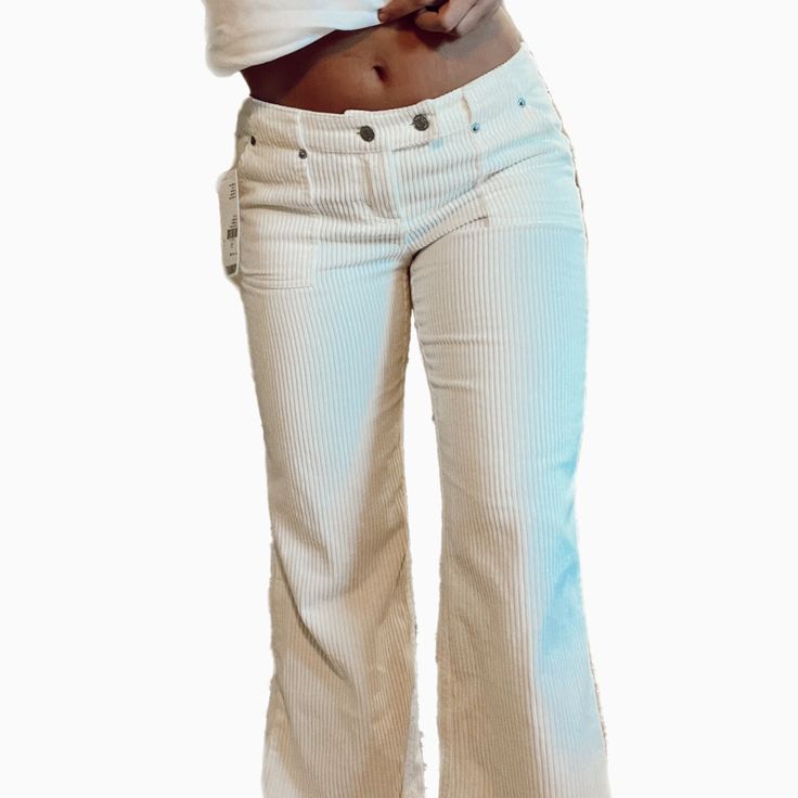 Nwt, Low Rise Pants. Soft Material. U.K. 4 Caribbean Outfits, Low Waist Pants, Cute Outfits With Jeans, Low Rise Pants, Beige Pants, Urban Outfitters Pants, Pants Color, Mode Fashion, Corduroy Pants