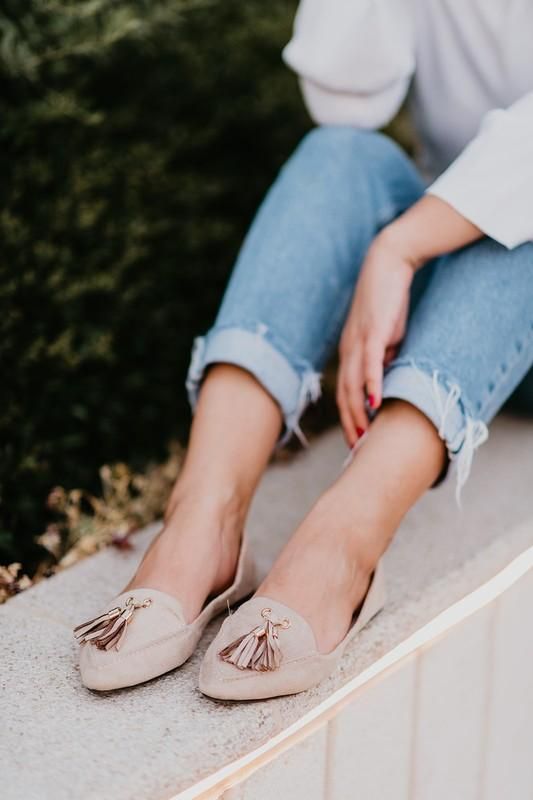 Soft Loafers Easy Fold Up Comes With A Carrying Bag (perfect size for high heels) Great for on the go! Pointed Loafers, Foldable Flats, Soft Loafers, Luxe Boutique, On The Dance Floor, Tassel Loafers, Perfect Shoes, The Dance, Dance Floor