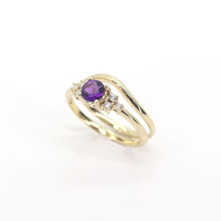 14k Amethyst Diamond Ring Set | 5.0MM Natural Amethyst Ring Set | Amethyst Engagement Ring Set | February Birthstone Ring | 14k Ring Set | Handmade Jewelry P R O D U C T 𝄪 D E T A I L S ENGAGEMENT RING:  ✽ Metal: 14k Yellow Gold, White Gold & Rose Gold ✽ Bottom Band Width: 1.5 MM ✽ Stone Size: Natural Amethyst 5.0 MM x 1pc (approx. 0.5ct) / Natural Diamond 1.5 MM x 6pcs (approx. 0.08ct) ✽ Diamond Color: G ✽ Diamond Clarity: VS2-SI1 ✽ Made to Order WEDDING BAND:  ✽ Metal: 14k Yellow Gold, White Rose Gold Top, February Birthstone Ring, Amethyst Engagement Ring, Amethyst Ring Engagement, Diamond Ring Set, Amethyst And Diamond Ring, Band Metal, Top Band, Diamond Ring Settings