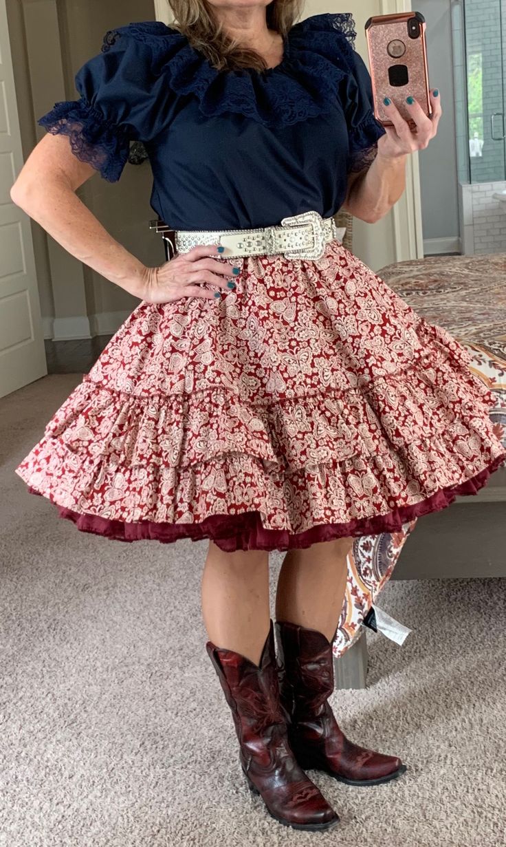 Square Dancing Outfit, Square Dance Outfit, Dance Outfit Ideas, Convention Outfits, Dancing Outfits, Square Dance Dresses, Classic Clothes, Square Dance, Dance Outfit