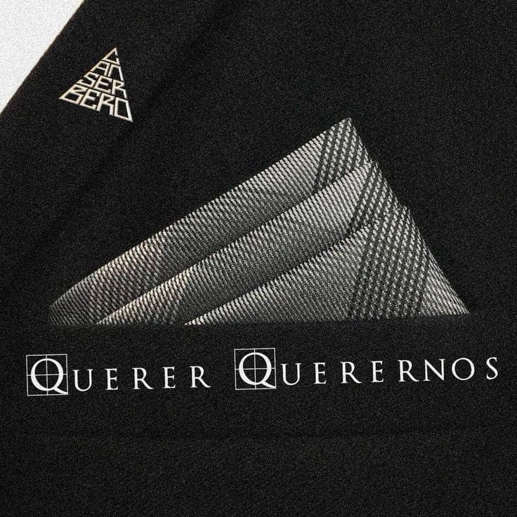 a black jacket with the words quererros printed on it