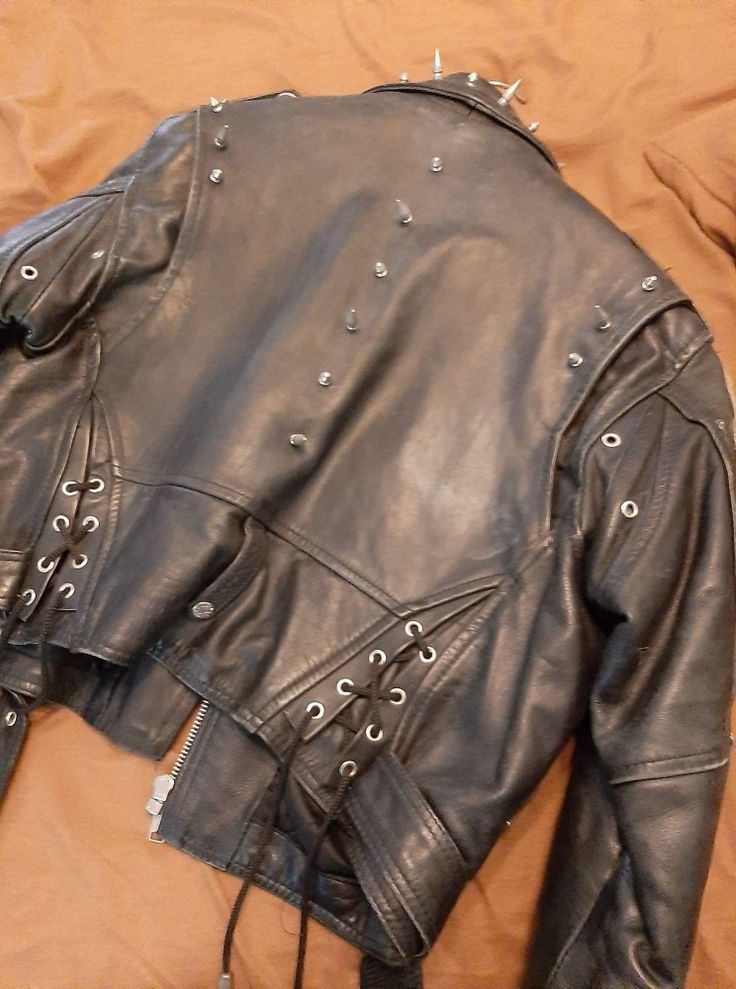 Leather Jacket Punk Diy, Leather Jacket Accessories, Metalhead Leather Jacket, Spike Leather Jacket, Gothic Leather Jacket, Leather Jacket Spikes, Spiky Outfits, Patch Leather Jacket, Punk Leather Jacket Diy