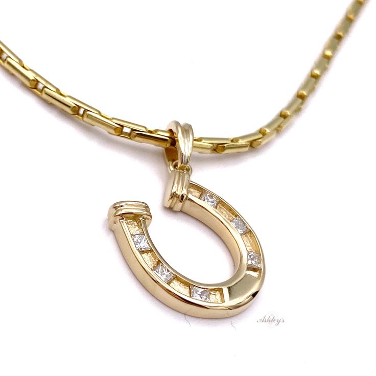 From Ashley's Couture Collection this beautiful Diamond Horseshoe Pendant is hand made and hand finished with exquisite detail. It is truly a stunning work of art. Shown in 18k solid gold with .40ct square cut diamonds SI1GH. 3/4"L x 5/8"W. Shown on an Oval Cable Necklace item #S4100, chain sold separately. Preppy Birthday, Cowgirl Accessories, Horse Things, Horseshoe Pendant, Horseshoe Necklace, Equestrian Jewelry, Spring Earrings, Horse Jewelry, Square Cut