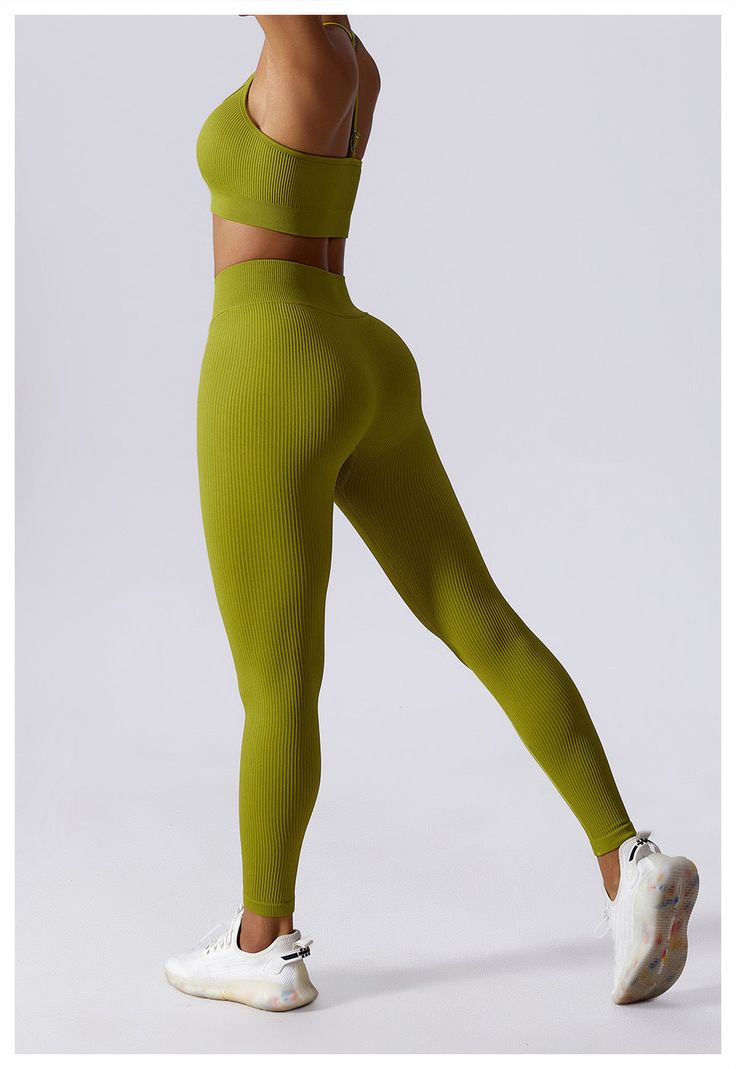 The B|Fit ADVANCE Leggings are designed with a V waist for comfort and style, while ribbed material keeps you moving in the gym or around town. Made for maximum mobility and lasting comfort, these leggings are a must-have for any wardrobe. High Stretch Seamless Gym Pants, Sporty High Stretch Seamless Pants, Sporty Seamless High Stretch Pants, Compression Seamless Gym Pants, Gym Compression Seamless Pants, Ribbed Stretch Activewear For Pilates, High Stretch Seamless Pants For Workout, Solid Ribbed Stretch Activewear, High Stretch Ribbed Elastane Activewear