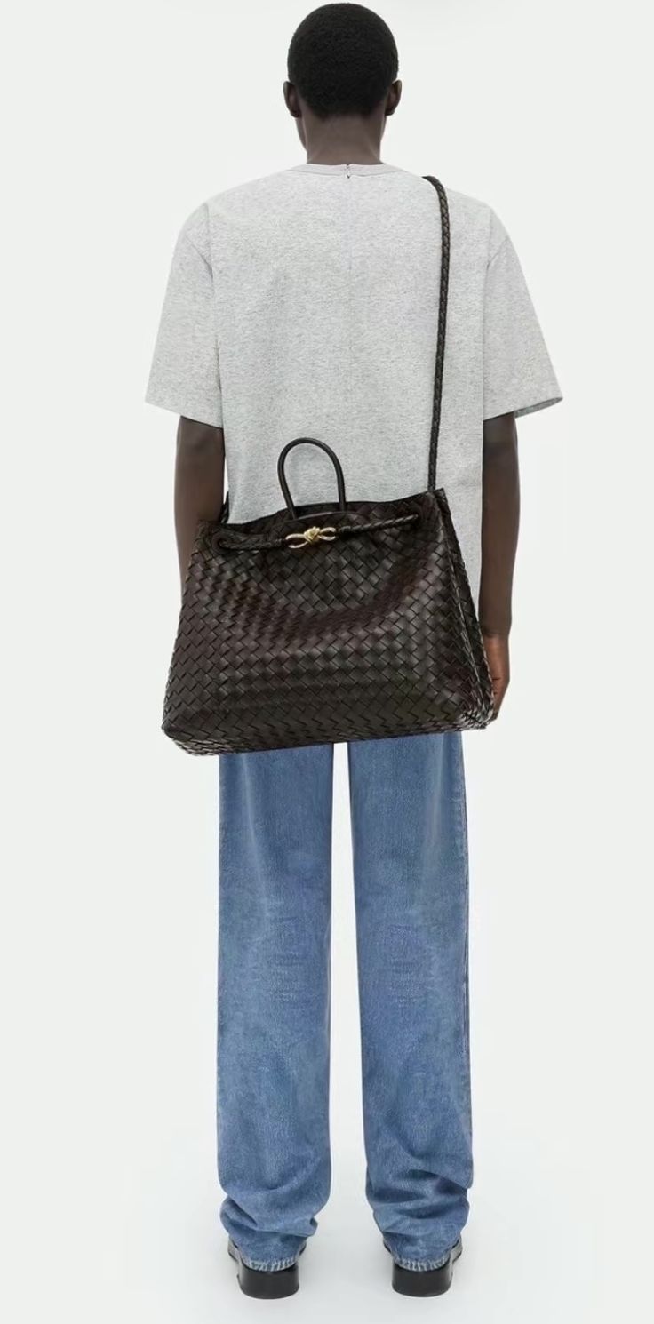 Cyber2k Aesthetic, Bottega Bags, Bottega Bag, Masc Fashion, Bag Aesthetic, Mens Fashion Casual Outfits, Mood Board Fashion, Cool Fits, Streetwear Men Outfits