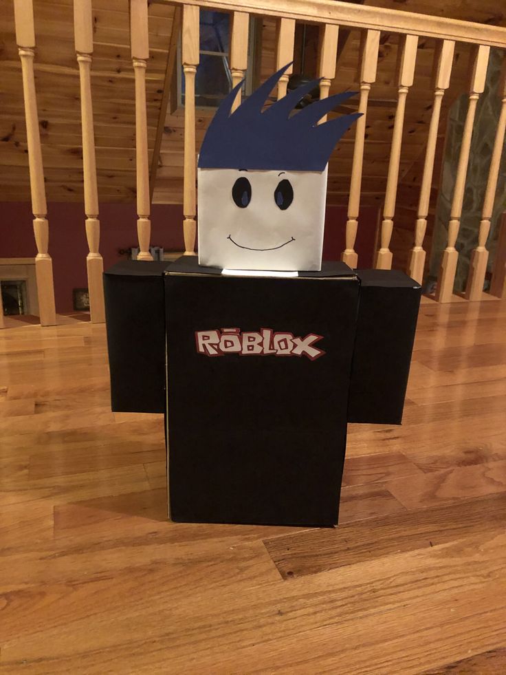 Valentine Box Ideas 2024, Roblox Diy Crafts, Valentines Box For Boys, Roblox Valentines, Roblox Box Ideas, Lankybox Valentines Boxes, Roblox Valentines Boxes, Roblox Party Ideas For Boys, Roblox Birthday Party Ideas For Boys