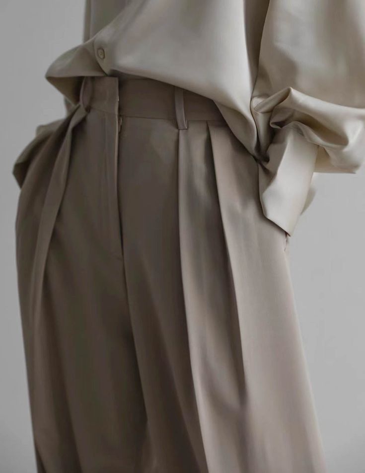 Pleated long length trousers - High waisted, straight wide leg- Double front pleat- Belt loops- Tab and zip closure- Side slit pockets- Small Waist 27", Length 43.5", Rise 13", Inseam 31.5"- Med Waist 29", Length 44.5", Rise 13.5", Inseam 32.5"- Polyester 72%, Rayon 22%, Wool 4%, Span 2%- Dry clean- Imported Big Pants, Masculine Fashion, Wide Trousers, Balloon Sleeve Blouse, Stylish Pants, Suit Trousers, Pleated Trousers, Beige Cardigan, Ribbed Turtleneck