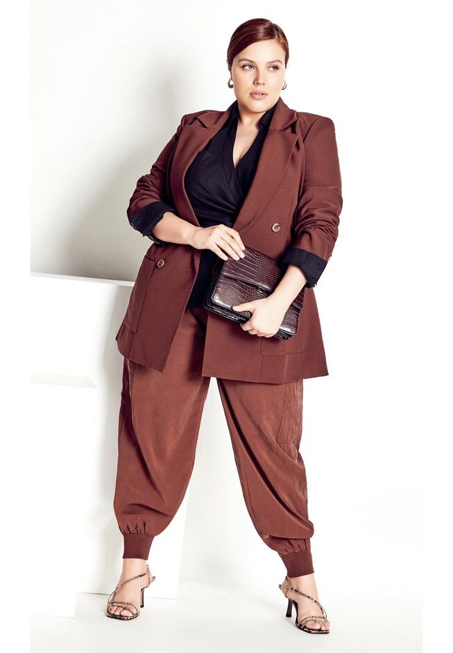 Plus Size Everyday Outfits, Plus Size Workwear, Plus Size Fall Fashion, Monochrome Outfit, Plus Size Fall, Wrap Shirt, Striped Turtleneck, Where To Shop, Plus Size Pants