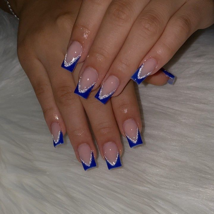 Blue Grad Nail Ideas, Royal Blue And Silver French Tip Nails, Royal Blue French Tip Acrylic Nails, Royal Blue Birthday Nails Short, Blue Acrylic Nails Ideas Short, Cute Nails Blue And White, Royal Blue Tip Nails, Short Blue Acrylic Nails Designs, Royal Blue Simple Nails