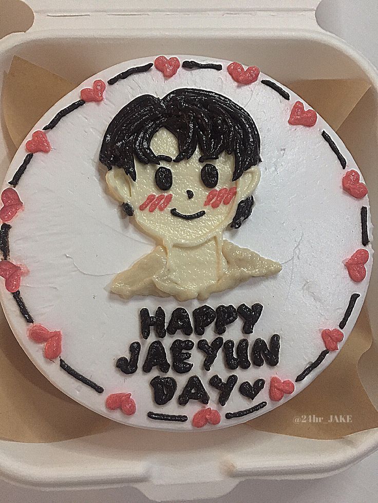 enhypen - jake's day ♡ Jake Cake, Aesthetic Cake, Bento Cake, Mini Cake, Cake Cake, Mini Cakes, Love Food, Nct, Merry Christmas