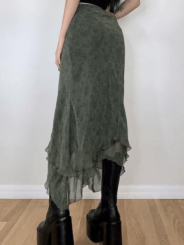 ⚡Buy 2024 Fairy Grunge Vintage Floral Midi Skirt Green S under $23.00 in Skirts at AnotherChill.com Online. Style: Casual, Street. Color: Green. Fabric Content: Polyester, Spandex. Fit Type: Regular. Length: Midi Skirt. Design: Elasticated Waistband, Irregular Hem, Allover Floral Pattern. ✓2024 S/S OUTFITS. Check reviews and buy Irregular Floral Pattern Midi Skirt today. Pattern Midi Skirt, Midi Skirt Green, Look 80s, Midi Skirt Pattern, Mode Hippie, Estilo Hippie, Irregular Hem, Rock Design, Swaggy Outfits