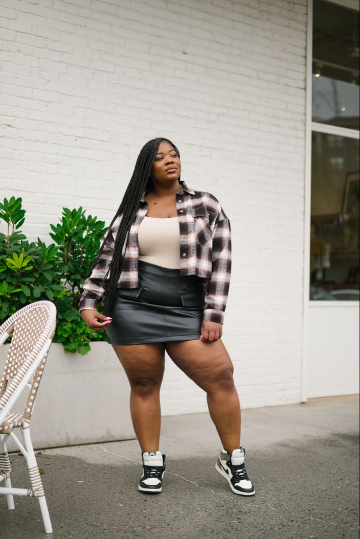 Homecoming Tailgate Outfit, Sneakers, Leather Skirt, Flannel Homecoming Tailgate Outfit, Leather Skirts Outfit, Hbcu Outfits, Hbcu Homecoming, Hbcu Fashion, Short Skirts Outfits, Short Leather Skirts, Homecoming Outfit, Outfit Sneakers