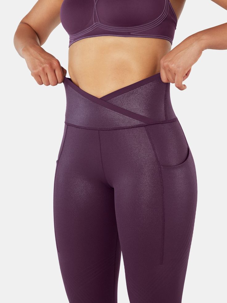 Features Bum Lift Tummy Control Squat-Proof Pocket Stylish Gym Outfits, African Lovebirds, 2025 Vibes, Sporty Fashion, Compression Clothing, Fitness Outfits, Style Fitness, Cute Workout Outfits, Gym Ideas