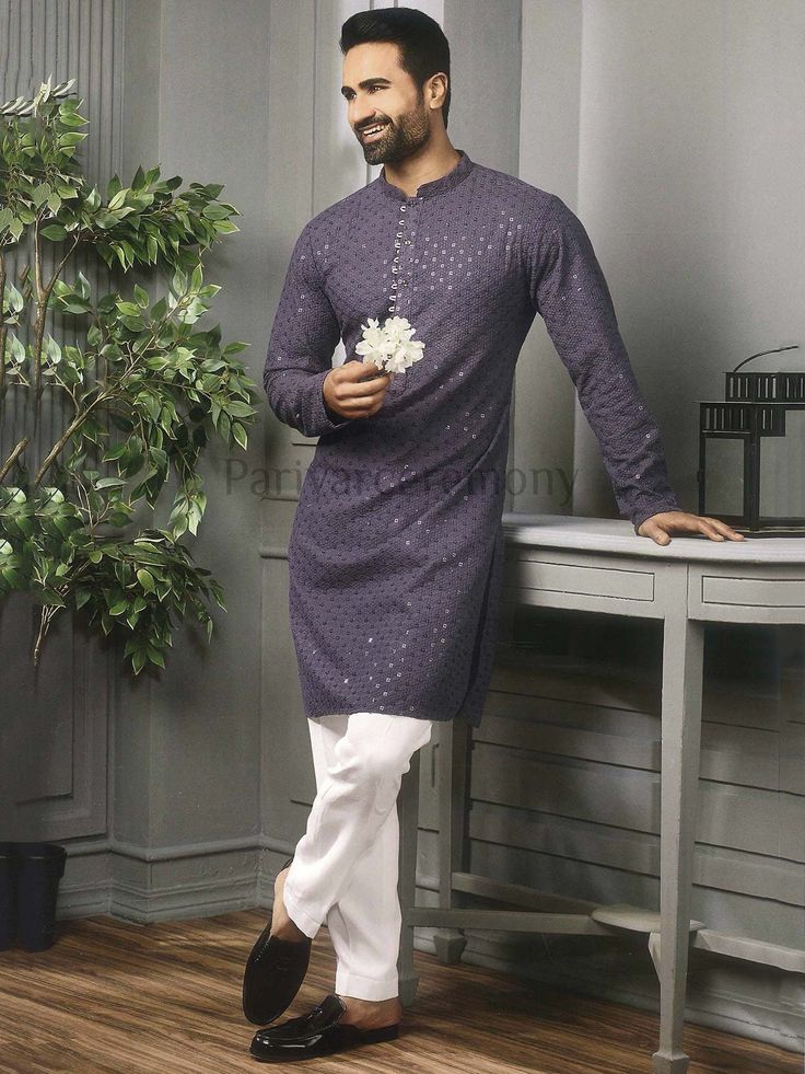 Mens Kurta Salwar Designs, New Style Kurta Pajama For Men, Kurtas For Men Style Indian Diwali, Kurta Pajma Designs Man, Kurta Pyjama Designs For Men, Dj Tillu Kurta, Diwali Dress For Men, Chicken Curry Kurta For Men, Kurta Pajama Pose For Men