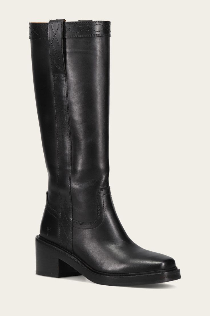 Now featured in wide calf, intricate woodstock stitching detail gives these riding boots an artisanal flair that comes to life on our signature leathers. The Kate Pull On has a softer silhouette with its rounded toe and paired with a cushioned footbed and rubber outsole, the versatile 2-inch block heel is easy to walk in, while providing a flattering lift to any look. Pair with above-the-knee skirts or with straight-leg denim for year-round wear. Boots Tall Women, Black Riding Boots Outfit, Black Frye Boots, Black Tall Boots, Tall Black Boots, Black Leather Riding Boots, Everyday Boots, The Frye Company, Black High Boots