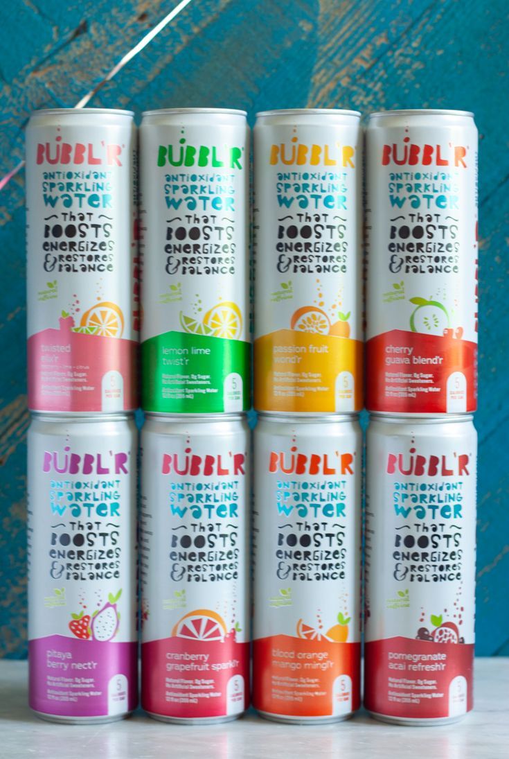 Bubbl'r Sparkling Water Review Hot Water With Lemon, Water With Lemon, Bubble Drink, Fusion Recipes, Breath Mints, Drinking Hot Water, Sparkling Drinks, Birthday List, Flavored Water