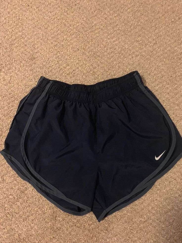 Cute Nike Outfits, Fitness Wear Outfits, Workout Fits, Nike Running Shorts, Nike Store, Cute Shorts, Teenage Fashion Outfits, Nike Running, Nike Shorts