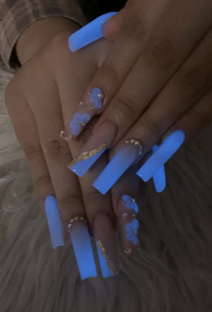 Glowing Nails Acrylic, Acrylic Nail Designs Glow In The Dark, Extra Birthday Nails Acrylic, Long Square Acrylic Nails Glow In The Dark, Short Square Nails Design Ideas Blue, Glow And The Dark Nails, Short Acrylic Nails Glow In The Dark, Nail Ideas Glow In The Dark, Nail Designs Glow In The Dark