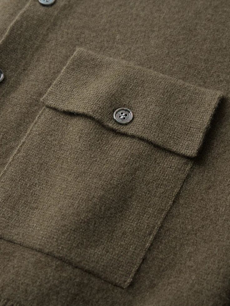 Diese Antonios Strickjacke mit Polokragen aus Wolle besteht zu 63% aus Baumwolle und sorgt für ein angenehmes Tragegefühl. Perfekt für kühles Wetter, kombinieren Sie sie mit jedem Outfit für einen Hauch von Wärme und Stil. Bleiben Sie modisch gemütlich mit diesem unverzichtbaren Kleidungsstück.



Vorteile: Komfort und perfekte Passform

Geschlecht: Männer

Saison: Ganze Saison

Material: Wolle 37%, Baumwolle 63%








Bitte prüfen Sie die Größentabelle sorgfältig, bevor Sie die Bestellung aufgeben
 FÜR WEITERE INFORMATIONEN KONTAKTIEREN SIE BITTE: antonioclothingstore@gmail.com


 

 


 

KOSTENLOSER VERSAND WELTWEIT FÜR ALLE BESTELLUNGEN
14 TAGE RÜCKGABERECHT UND VOLLE RÜCKERSTATTUNG Winter Cardigan With Button Closure And Lapel Collar, Classic Lapel Collar Cardigan For Fall, Collared Polo Sweater With Buttons For Winter, Classic Winter Polo Sweater With Button Cuffs, Winter Business Casual Cardigan With Lapel Collar, Lapel Collar Cardigan For Business Casual Winter Wear, Classic Polo Sweater With Button Cuffs For Winter, Winter Knit Button-up Polo Sweater, Winter Button-up Knit Polo Sweater